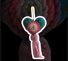 Lade das Bild in den Galerie-Viewer, HANDGEFERTIGTE DEKORATION